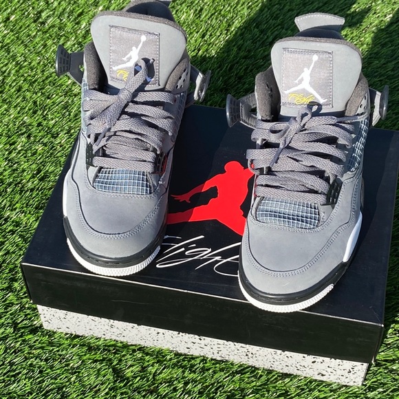 adidas nmd r1 olympics white